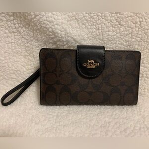 Coach phone wallet in colorblock & signature canvas - CS441